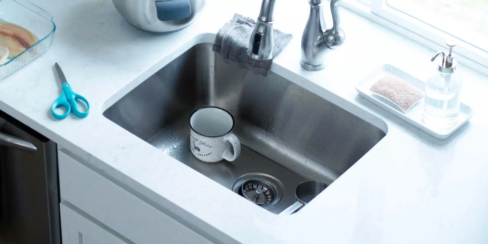 Best-Undermount-Kitchen-Sinks-for-Granite-Countertops