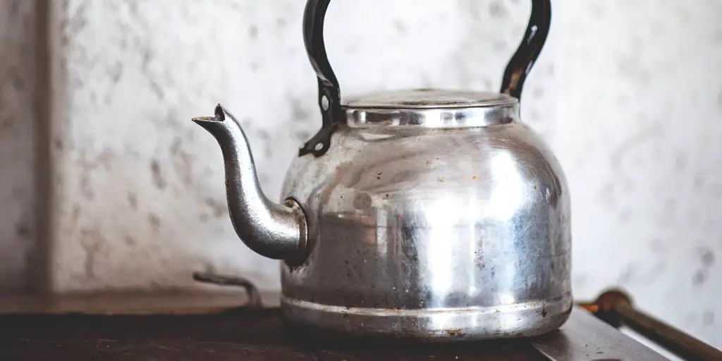 How to Clean a Burnt Tea Kettle