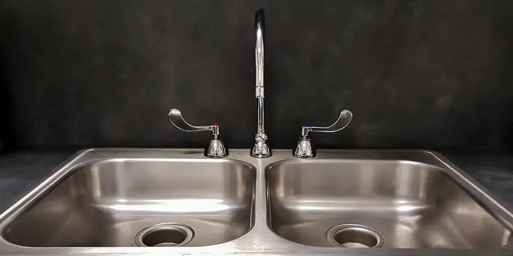 Which is Better – One or Two Handle Faucets?